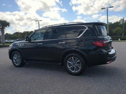 2021 INFINITI QX80 Luxe