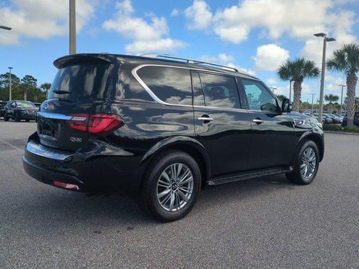 2021 INFINITI QX80 Luxe