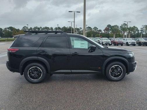 2025 Nissan Pathfinder Rock Creek