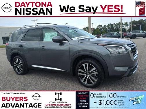2025 Nissan Pathfinder Platinum
