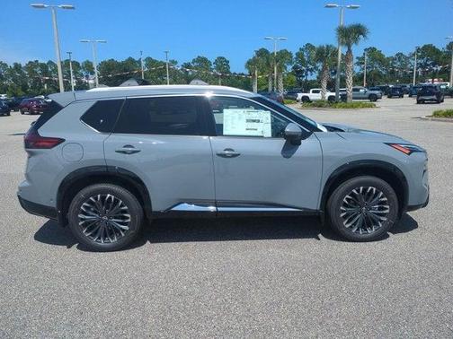 2025 Nissan Rogue Platinum