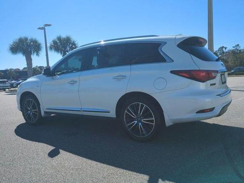 2017 INFINITI QX60 Base