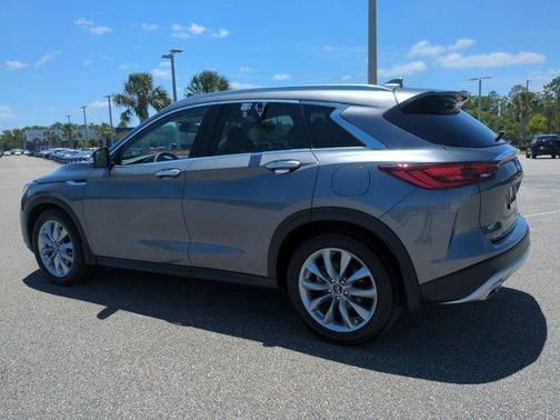 2022 INFINITI QX50 ESSENTIAL