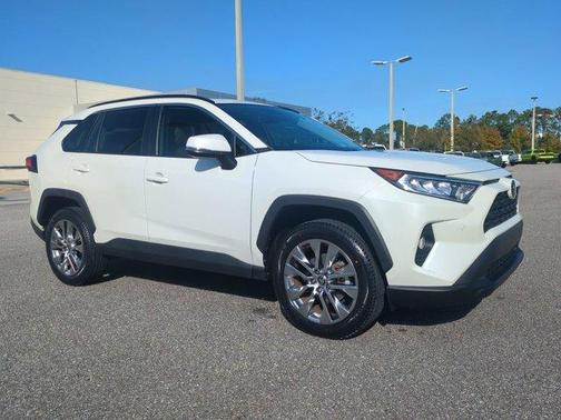 2021 Toyota RAV4 XLE Premium