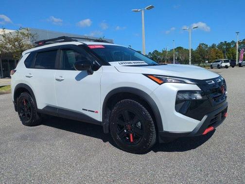 2025 Nissan Rogue Rock Creek