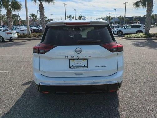 2025 Nissan Rogue Platinum