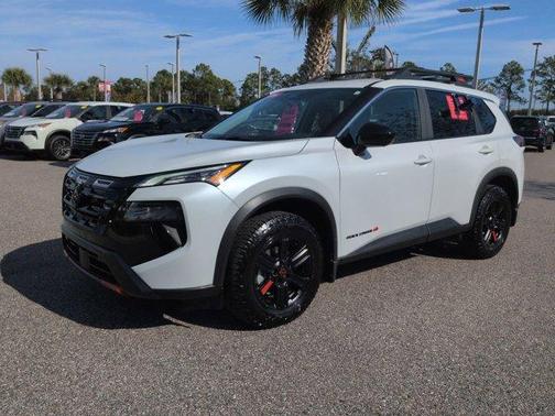 2025 Nissan Rogue Rock Creek