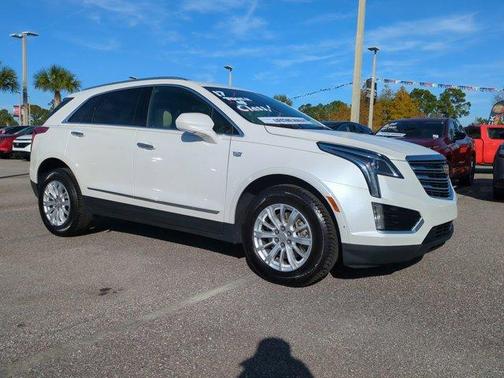 2017 Cadillac XT5 Base