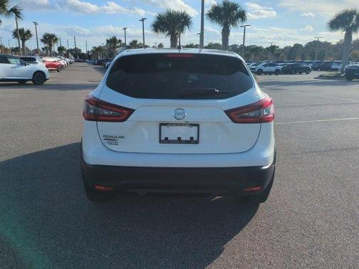 2020 Nissan Rogue Sport S