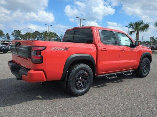 2025 Nissan Frontier PRO-X
