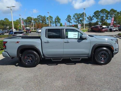 2025 Nissan Frontier PRO-X