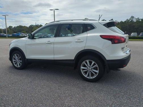 2018 Nissan Rogue Sport SV