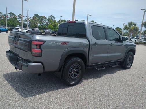 2025 Nissan Frontier PRO-4X