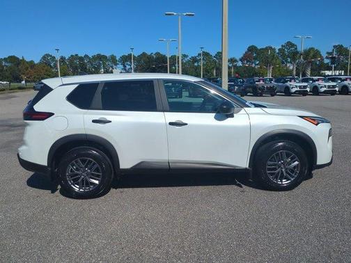 2025 Nissan Rogue S