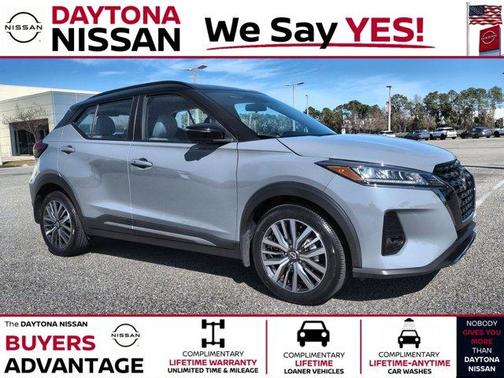 2023 Nissan Kicks SR