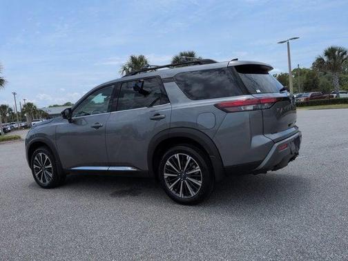 Gun Metallic 2026 Nissan Pathfinder Platinum