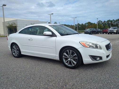 2013 Volvo C70 T5