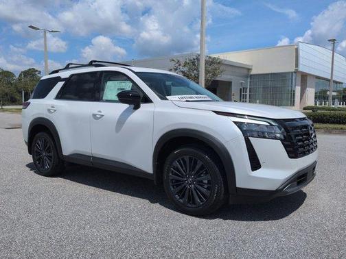 Everest White P 2026 Nissan Pathfinder SL