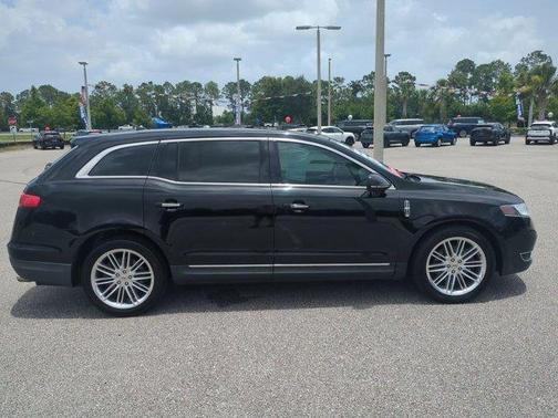 2016 Lincoln MKT EcoBoost
