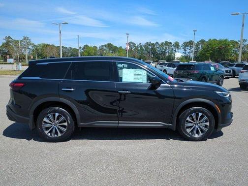 2025 INFINITI QX60 Pure