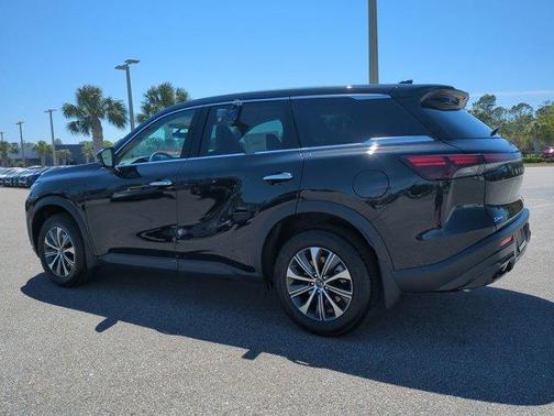 2025 INFINITI QX60 Pure