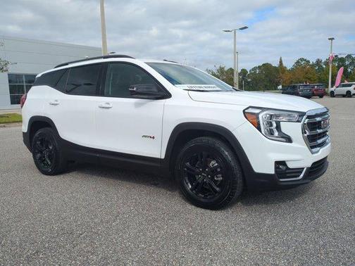 2023 GMC Terrain AT4