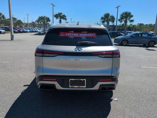 2025 INFINITI QX60 Luxe