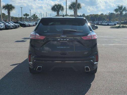 2022 Ford Edge ST