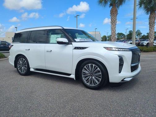 2026 INFINITI QX80 Luxe