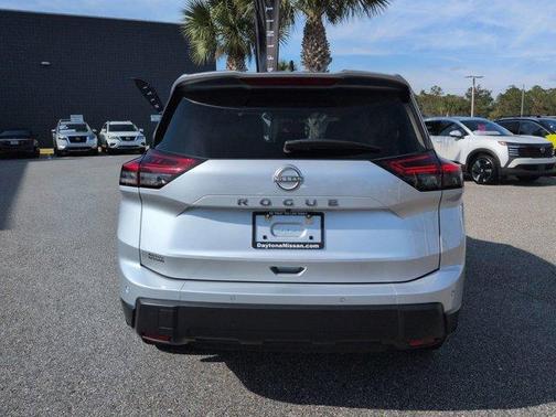 2025 Nissan Rogue S