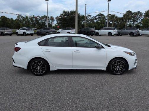 Snow White Pearl 2021 Kia Forte GT-Line