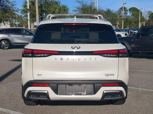 2025 INFINITI QX60 SENSORY