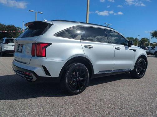 2021 Kia Sorento SX