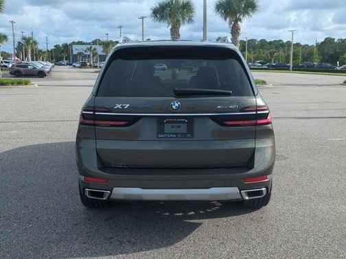 2025 BMW X7 xDrive40i