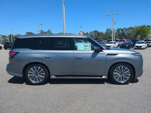 2025 INFINITI QX80 SENSORY