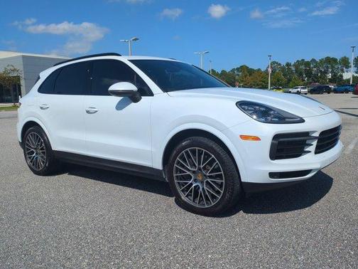 2022 Porsche Cayenne Platinum Edition