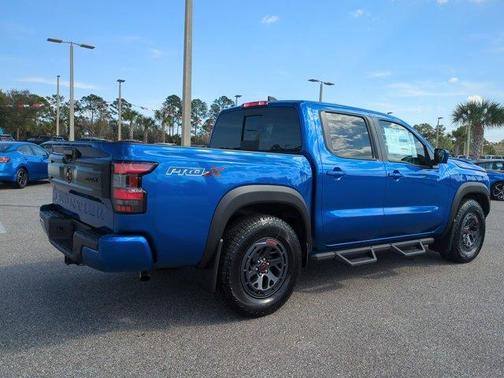 2025 Nissan Frontier PRO-X