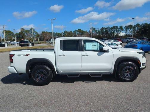 2025 Nissan Frontier PRO-X