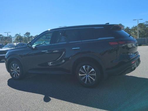 2025 INFINITI QX60 Pure