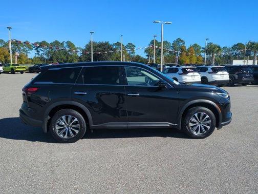 2025 INFINITI QX60 Pure