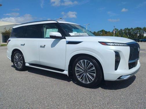 2026 INFINITI QX80 Luxe