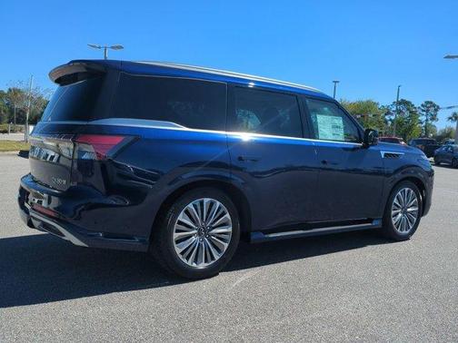 2025 INFINITI QX80 Luxe