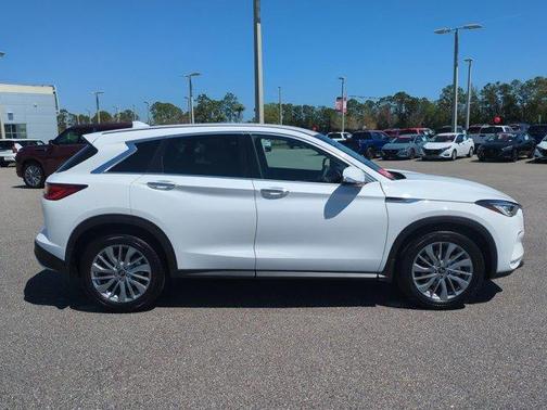 2025 INFINITI QX50 Pure