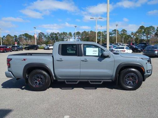 2025 Nissan Frontier PRO-X