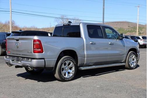 2022 RAM 1500 Big Horn Crew Cab 4x4 57' Box