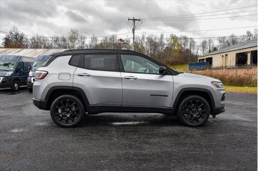 2022 Jeep Compass Altitude 4x4