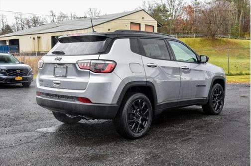 2022 Jeep Compass Altitude 4x4
