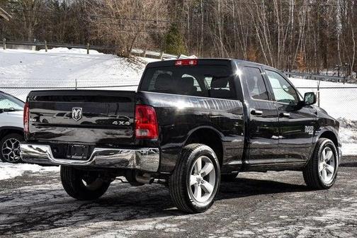 2024 RAM 1500 Classic SLT Quad Cab 4x4 64' Box