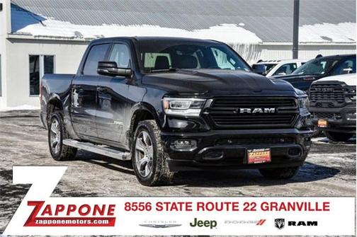 2023 RAM 1500 Laramie Crew Cab 4x4 57' Box