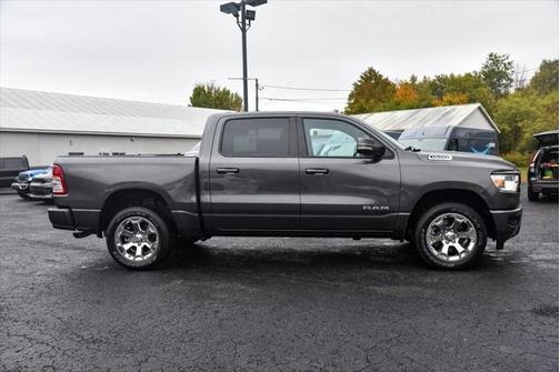 2022 RAM 1500 Big Horn Crew Cab 4x4 57' Box
